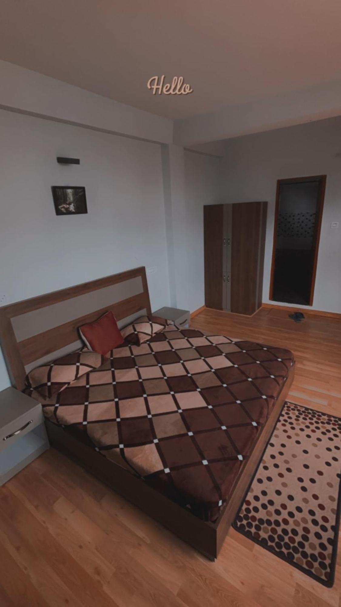 Lha Pomo Apartment Kyelang Exterior foto